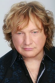 lou-gramm-photo01