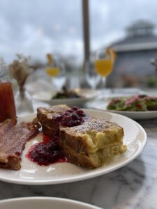 The Cove Restaurant brunch table. Great Brunches in Rochester.